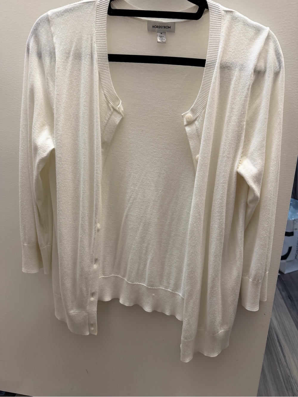 Nordstrom Women's Cream Button-Front Cardigan